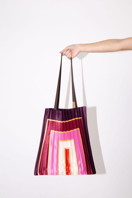 PLEATED BAG - STRIPED PINK