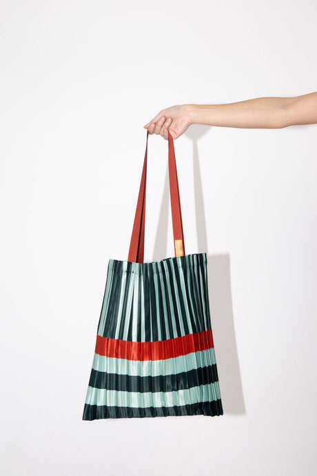 PLEATED BAG - SMERALDA GREEN