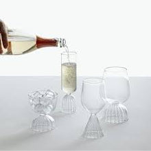 Load image into Gallery viewer, TUTU WINE GLASS